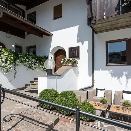 Mayr Guest house *