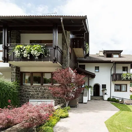 Mayr Guest house *